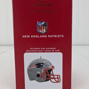 Hallmark Keepsake New England Patriots Talking Helmet Christmas Tree Ornament